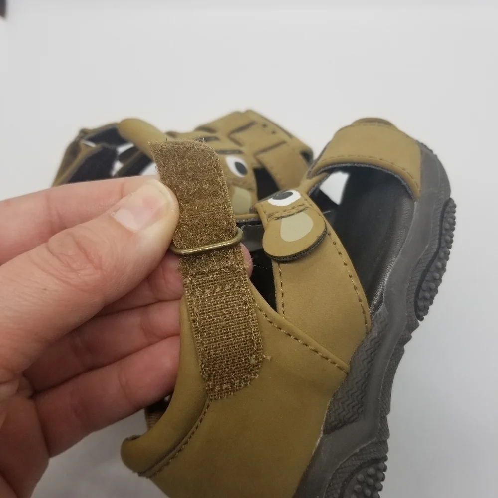 NWOT Gymboree Stripes in Space Monkey fisherman sandals